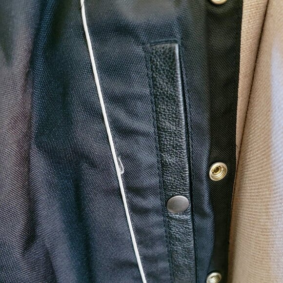 FMC Extreme black leather motorcycle vest - Picture 9 of 11